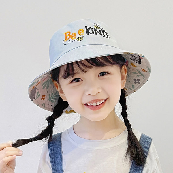 Laste kalamüts narmaste ja tikitud kirjaga