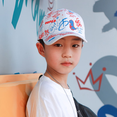 Tekstilna bejzbol kapa s uzorkom u boji