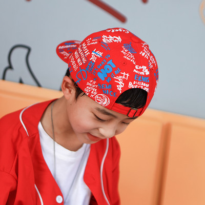 Tekstilna bejzbol kapa s uzorkom u boji