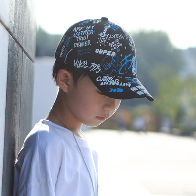 Tekstilna bejzbol kapa s uzorkom u boji