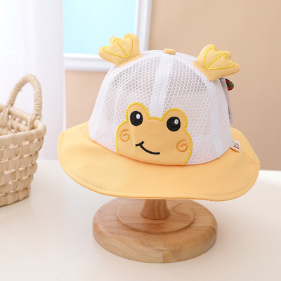 Tekstilna mrežasta kapa s rubovima i vezom u boji