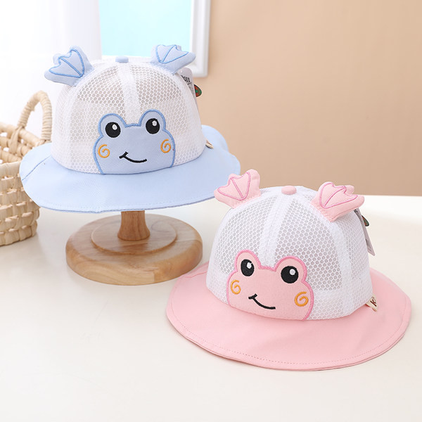 Tekstilna mrežasta kapa s rubovima i vezom u boji