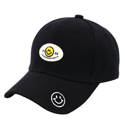 Visiiri ja aplikatsiooniga pesapallimüts