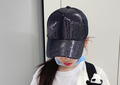 Moodne litritega lastemüts tüdrukutele