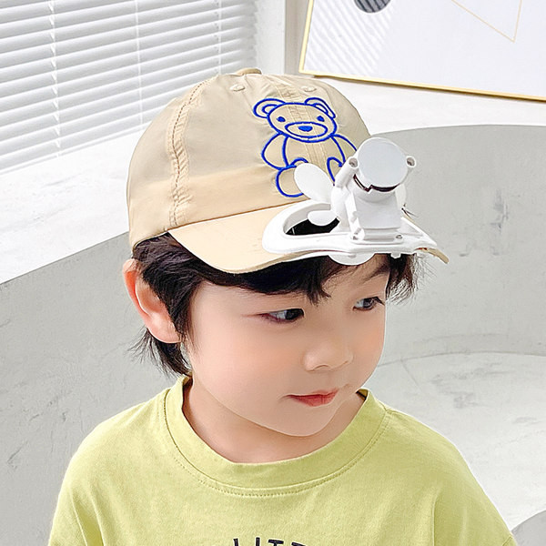 Lehviku ja kaisukaru tikandiga lastemüts