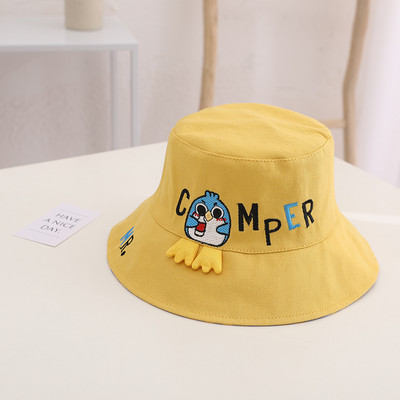 Tekstiilist värvilise tikandiga lastemüts