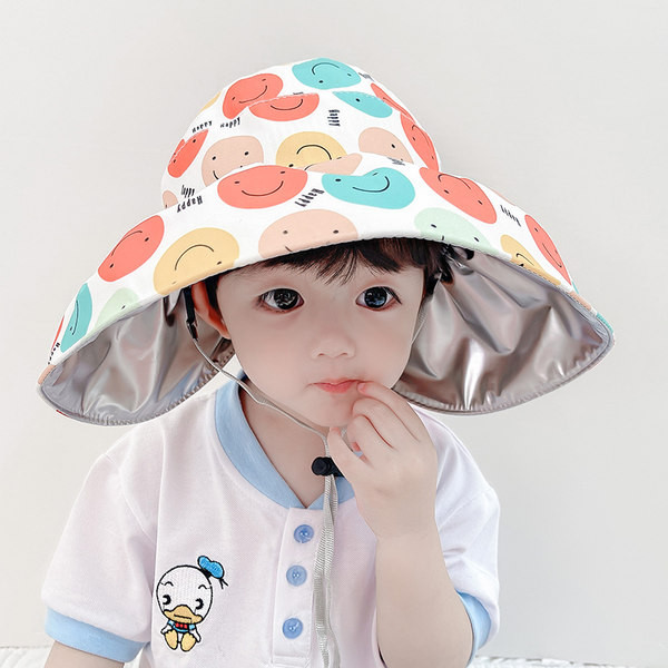 Χρωματιστό παιδικό καπέλο με εφαρμογές