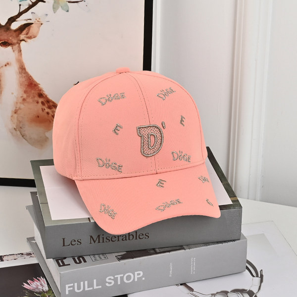 Laste pesapallimüts visiiriga ja tikitud pealdisega