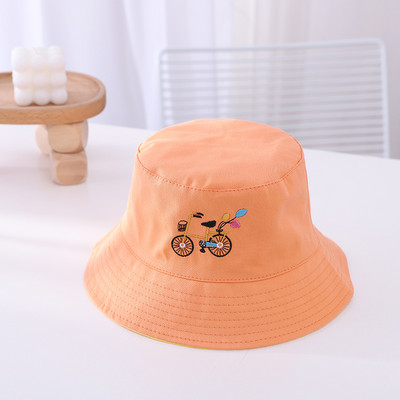 Tikandite ja lipsudega lastemüts