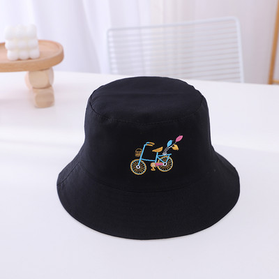 Tikandite ja lipsudega lastemüts