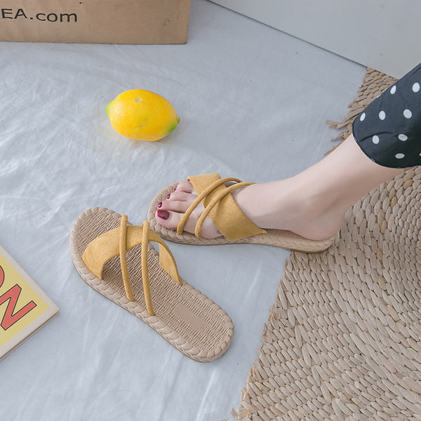 Ženske ljetne papuče s ravnim potplatom od eko brušene kože