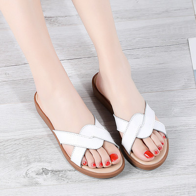 Ženske casual papuče s poprečnim remenima od eko kože