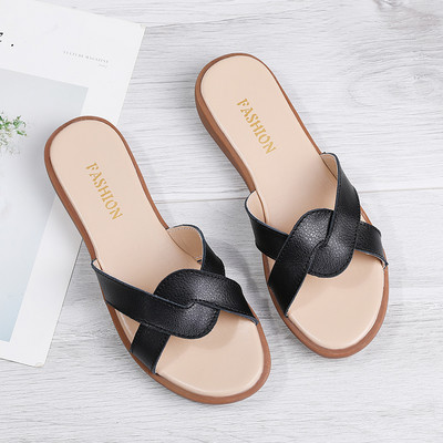 Ženske casual papuče s poprečnim remenima od eko kože