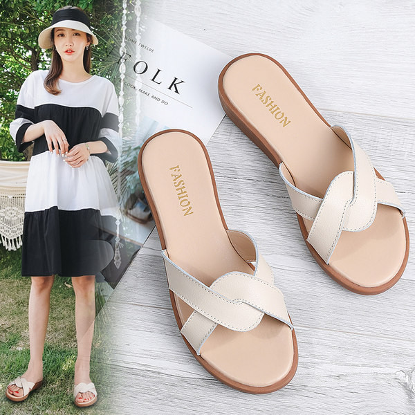 Ženske casual papuče s poprečnim remenima od eko kože