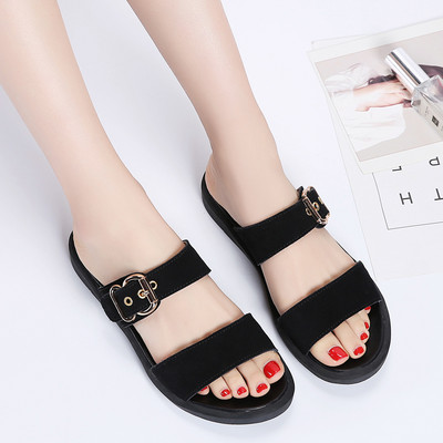 Uus mudel pandlaga naiste seemisnahast sussid