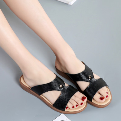 Ženske papuče sa ravnim đonom - od eko kože