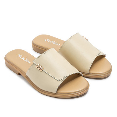 Ženske casual papuče od umjetne kože s metalnim elementom