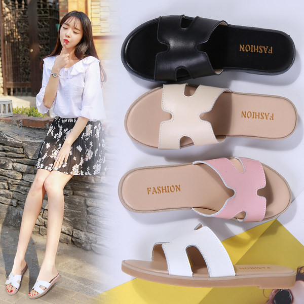 Ženske papuče s ravnim potplatom i remenom od eko kože