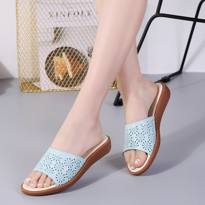 Ženske neklizajuće papuče od eko kože