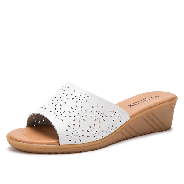 Ženske neklizajuće papuče od eko kože