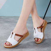 Lameda tallaga naiste susside uus mudel - kolme värvi