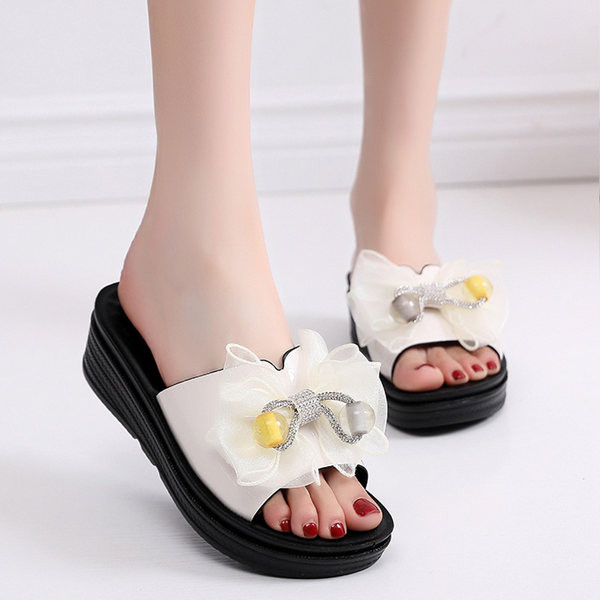 Ženske moderne papuče sa ukrasnim kamenčićima