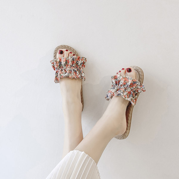 Lameda talla ja lillemotiividega naiste sussid