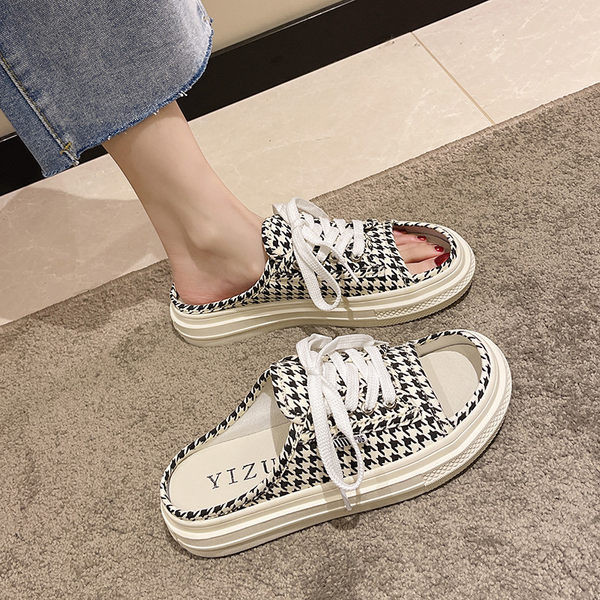 Νέο μοντέλο γυναικείες παντόφλες με κορδόνια