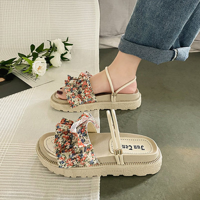 Naiste sussid, mida saab kanda sandaalina