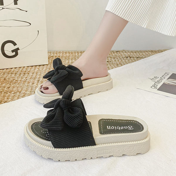 Ženske papuče s trakom i platformom 4 cm