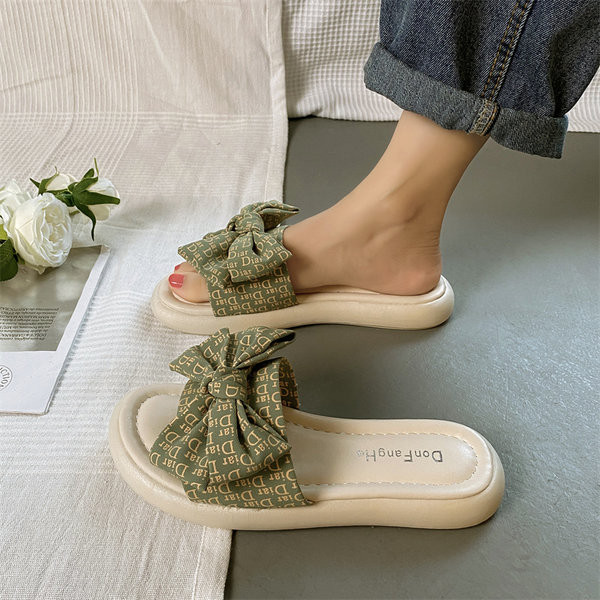 Novi model papuča sa trakom