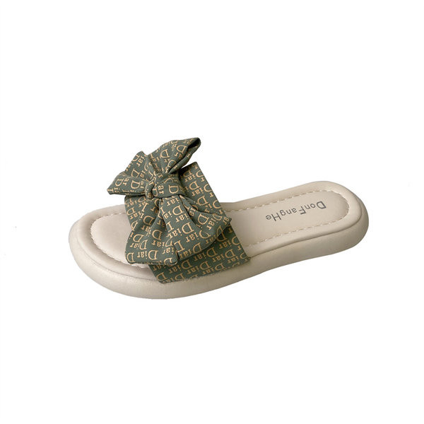 Novi model papuča sa trakom