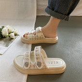 Naiste kõrge platvormiga sussid 5 cm tekstiilist ja dekoratiivkividest