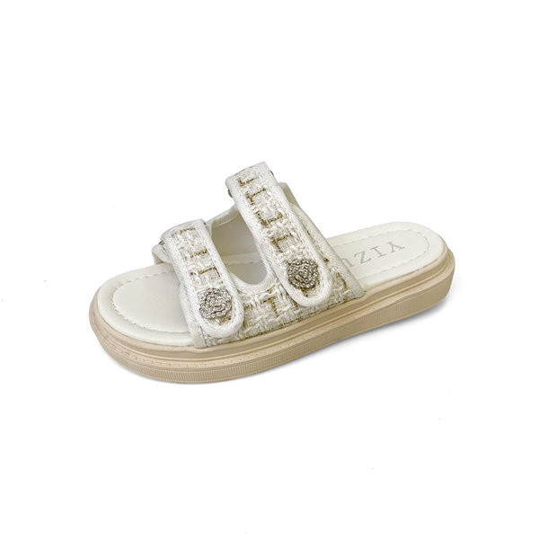 Naiste kõrge platvormiga sussid 5 cm tekstiilist ja dekoratiivkividest