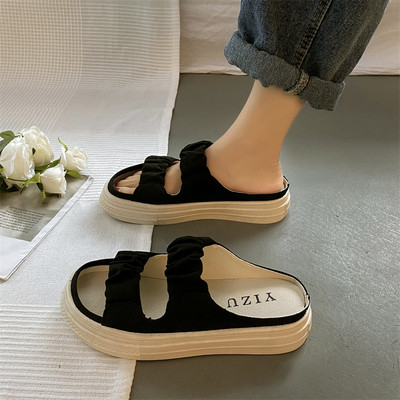 Ženske ljetne papuče s platformom i naramenicama