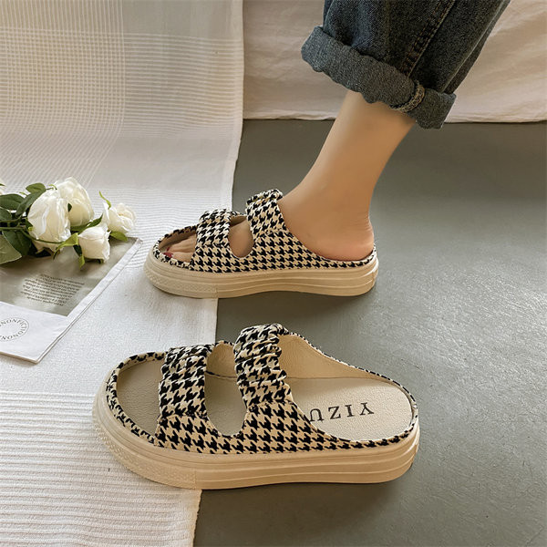 Ženske ljetne papuče s platformom i naramenicama