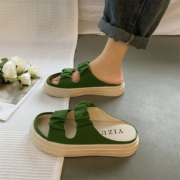 Ženske ljetne papuče s platformom i naramenicama