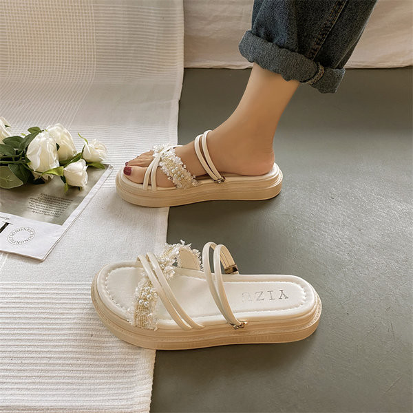 Ženske moderne papuče s platformom 4 cm bisera i metalnim elementom