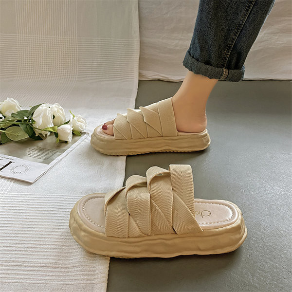 Lameda tallaga vabaaja naiste sussid