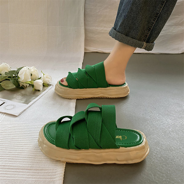 Lameda tallaga vabaaja naiste sussid