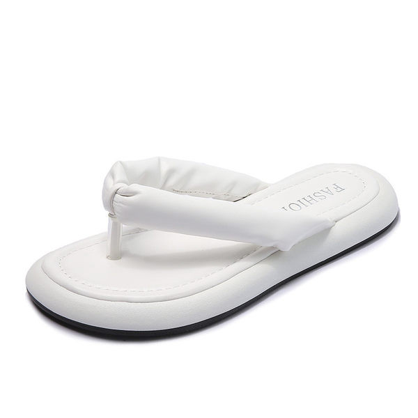 Naiste sussid varvaste vahel