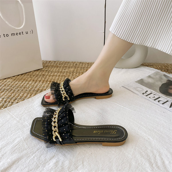 Ženske papuče s ukrasnim metalnim lančićem