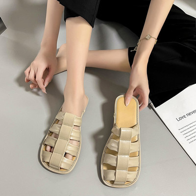 Praegused kunstnahast lameda tallaga sussid