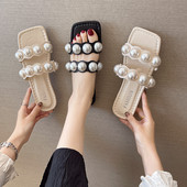 Praegused lameda tallaga sussid ja kahes värvitoonis pärlid