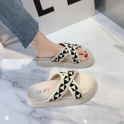 Ležerne ženske papuče s križnim naramenicama