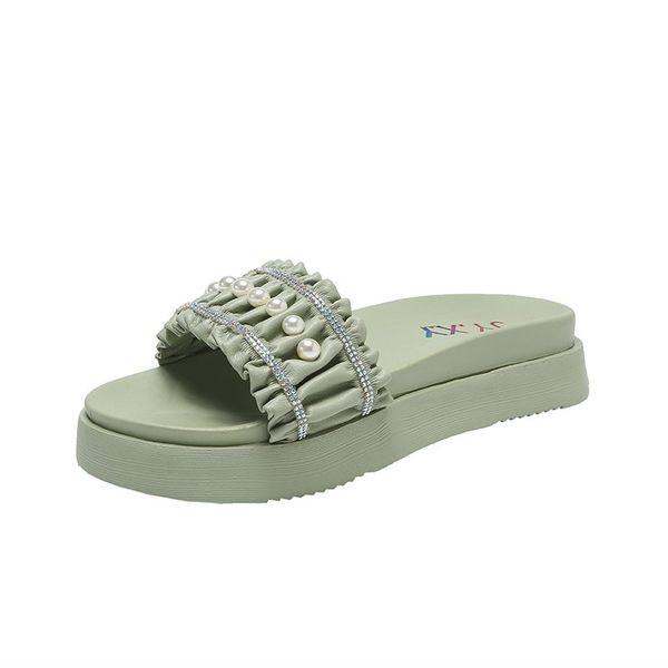 Naiste platvormsussid ja pärlid