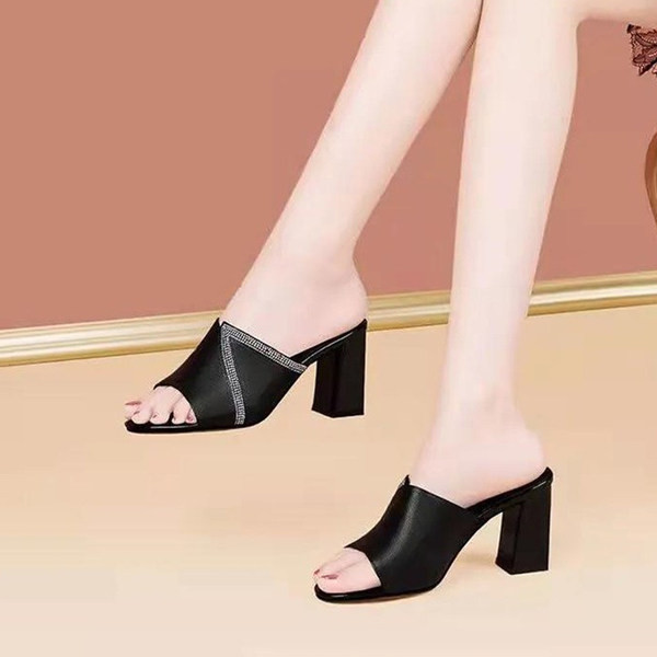 Ženske elegantne papuče s ukrasnim kamenčićima i petom 6,5 cm