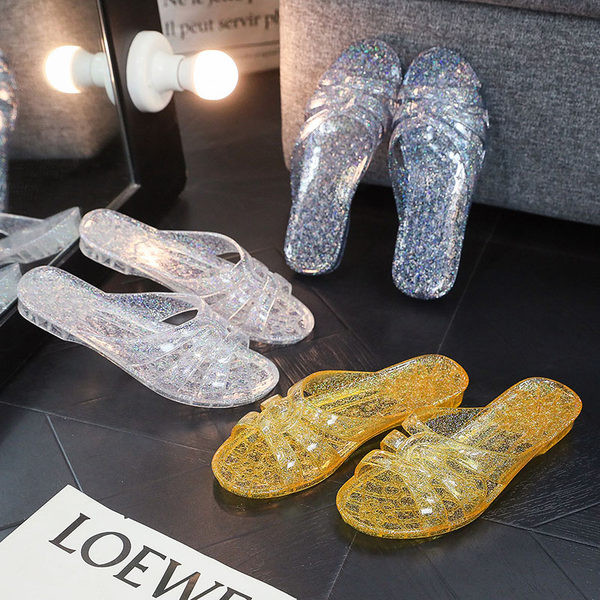 Ženske papuče sa ravnim đonom dva modela