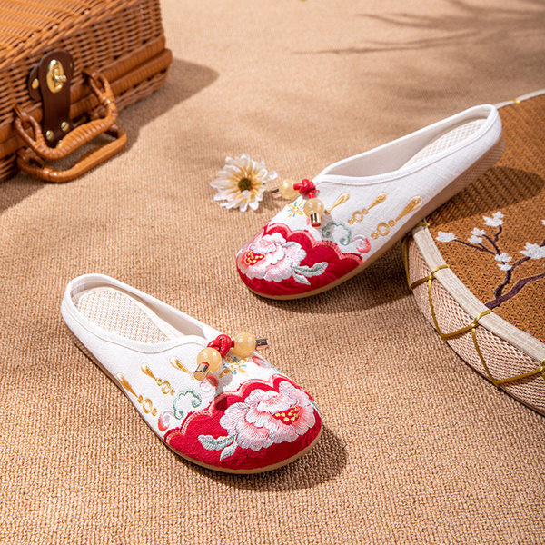 Ležerne ženske papuče s vezom