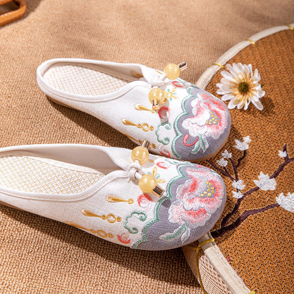 Ležerne ženske papuče s vezom